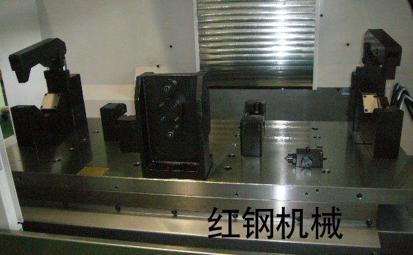 后(hou)橋(qiao)加工裌具(ju)